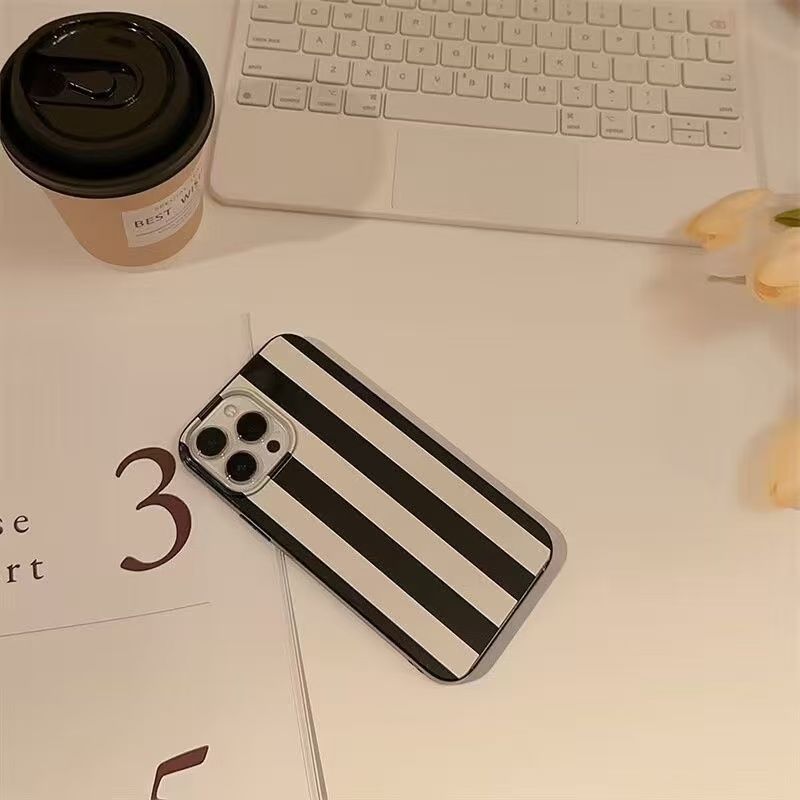 Small Niche Fresh Art Design W - огляд і ціна Phone Cases Drawing